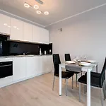 Live & Travel - Waterlane Island Gdansk