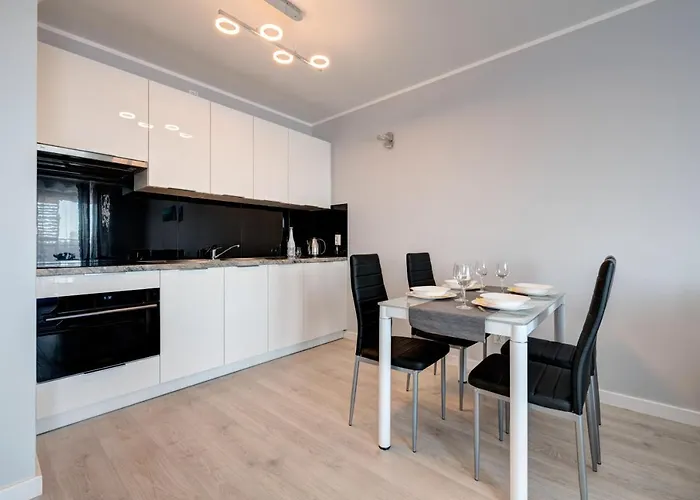 Live & Travel - Waterlane Island 그단스크