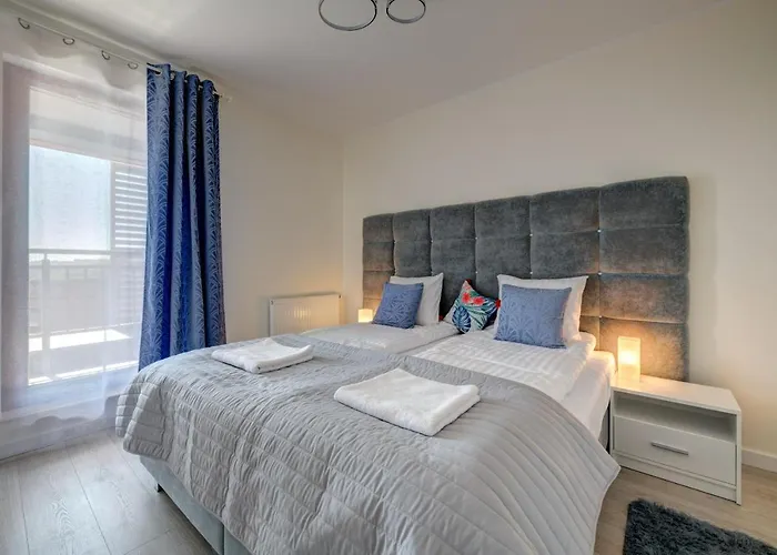 Live & Travel - Waterlane Island 格但斯克