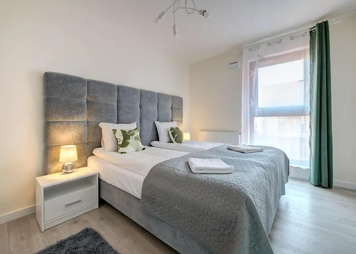 Live & Travel - Waterlane Island *